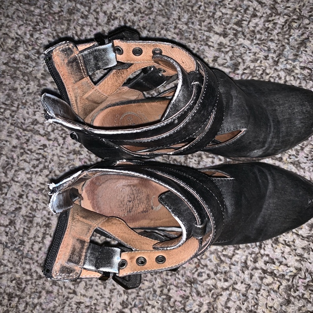 Jeffrey Campbell everwell booties size 6 - Picture 4 of 4